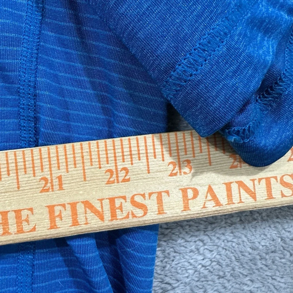 The North Face Novelty Tee Tshirt Sz XL Blue Striped Chest Pocket Activewear